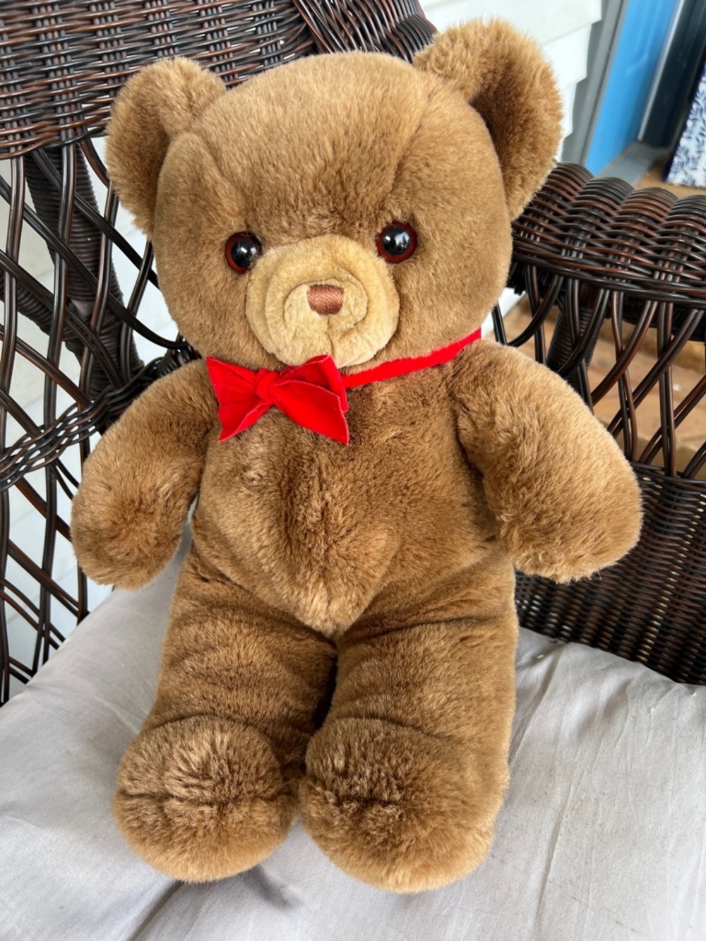 VTG 1983 GUND Tender Teddy Bear - Brown Plush with Red Velvet Bow